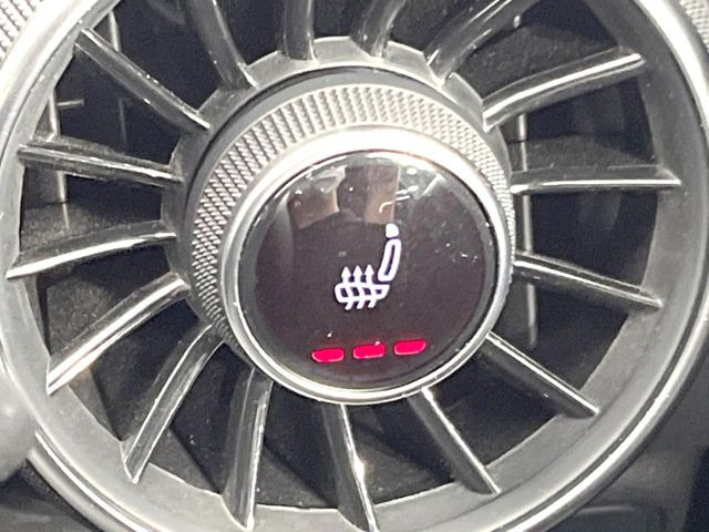 ���t�����g�V�[�g�q�[�e�B���O:�^�]�ȁE����ȋ��ɎO�i�K�Œ��߂��\�ȃV�[�g�q�[�^�[�𑕔����Ă���܂��B�G�߂��킸���K�ɂ��g�p���������܂��B