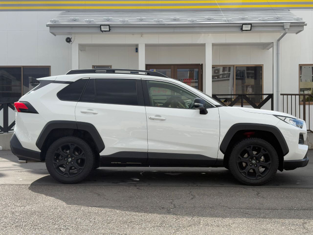 RAV42.0 アドベンチャー オフロードパッケージ II 4WD