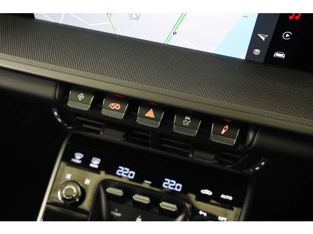 ・BOSEサラウンドサウンドシステム 221,000・プライバシーガラス 82,000・ドライブレコーダー・ETC車載器