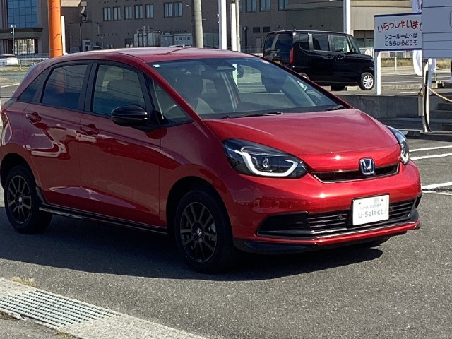 フィット1.5 e:HEV ホーム ブラックスタイル 4WD