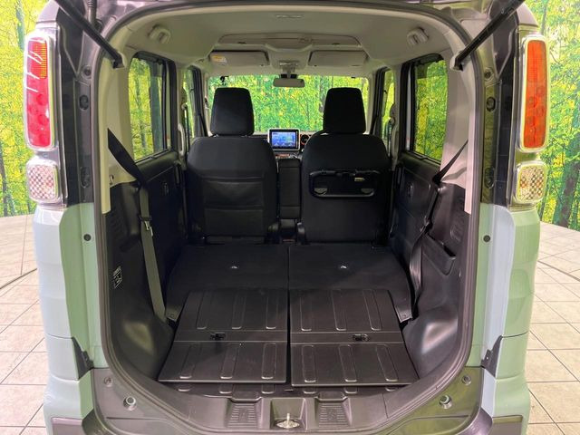 ���i�̂���������ʋ΁A���}���ɏ\���ȉ׎��X�y�[�X���m�ۂ��Ă���܂��B�Z�J���h�V�[�g��|���ƁA�傫�ȉו��̐ύڂ��\�ł���