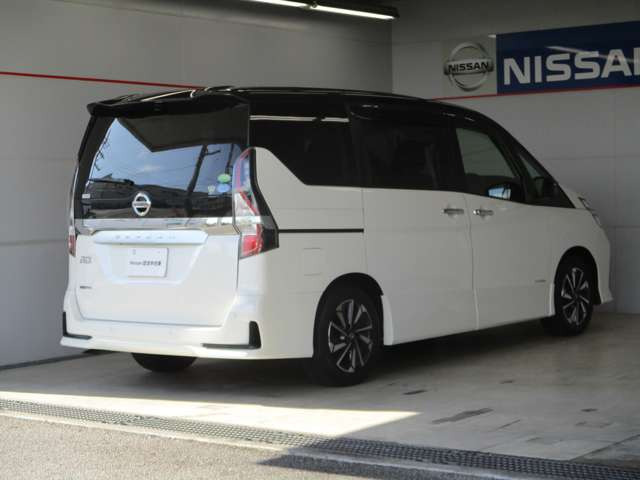 セレナ2.0 ハイウェイスターG