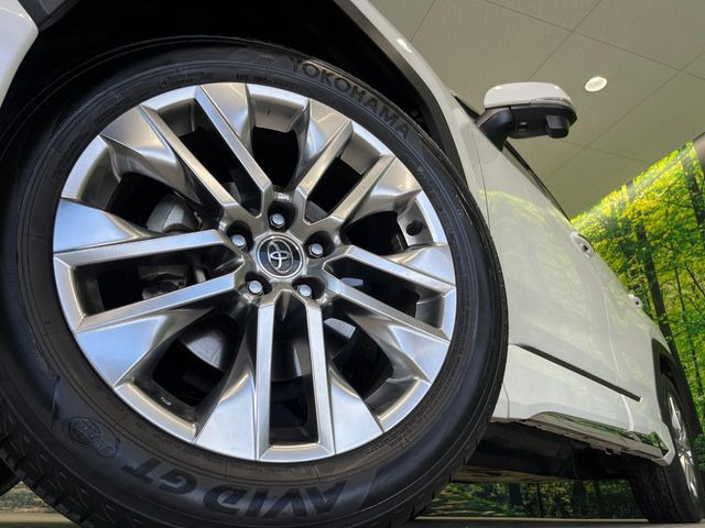 �y����19�C���`�A���~�z�C�[���z�O�ςɃ}�b�`���������A���~�z�C�[���𑕒����Ă���܂��B�e��ЊO�A���~�z�C�[����A�X�^�b�h���X�^�C�����戵�����Ă���܂��B���񂲑��k����������