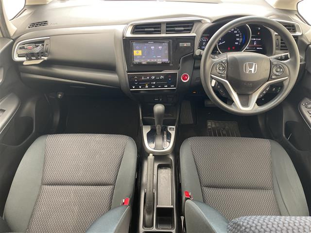 フィット1.3 13G F