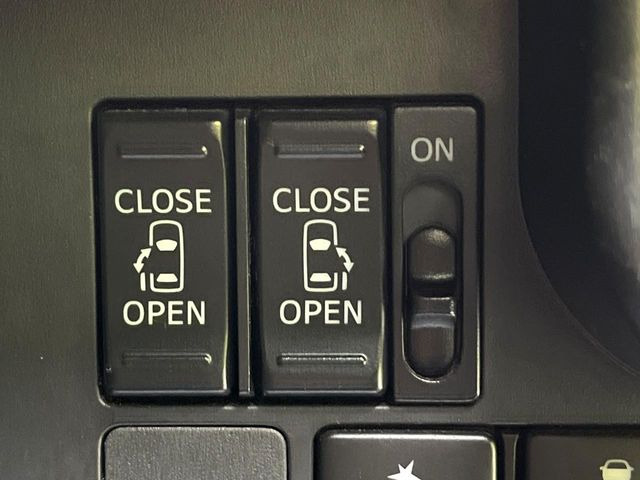 �y�����p���[�X���C�h�h�A�z�X�}�[�g�L�[��^�]�Ȃ̃X�C�b�`�Ō�ȗ����X���C�h�h�A�̊J���\���d��������͂����ăh�A���J����K�v�������A�����Ȃ��q�l�ł��ȒP�ɊJ���߂ł����K�ł���