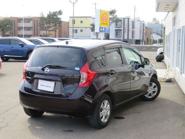 ノート1.2 X FOUR 4WD