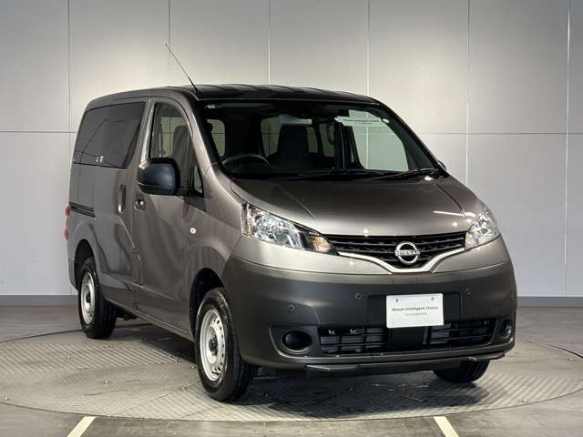 NV200バネットバン1.6 DX 4WD