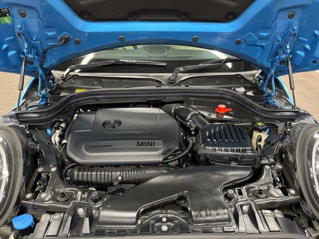 �����X�ł́A�e���[�J�[�̐�p�f�f�e�X�^�[�𓱓��B���Ǝ��i�����e�N�j�J���X�^�b�t���풓���Ă���܂��̂ŁA������̍ۂɂ����S���Ă����p���������܂��B