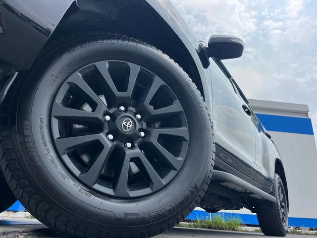 �y�����A���~�z�C�[���z�O�ςɃ}�b�`���������A���~�z�C�[���𑕒����Ă���܂��B�e��ЊO�A���~�z�C�[����A�X�^�b�h���X�^�C�����戵�����Ă���܂��B���񂲑��k����������