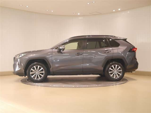 RAV42.5 ハイブリッド X E-Four 4WD