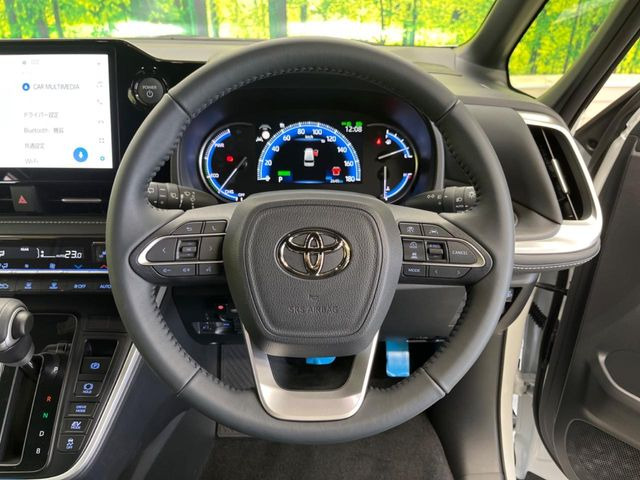 �y�g���^�Z�[�t�e�B�Z���X�z���s���ɑO���̎ԗ�����F�����A�Փ˂������Ȏ��͌x��ƃu���[�L�ŏՓˉ���Ɣ�Q�y�����A�V�X�g�B�����S�Ƀh���C�u�����y���݂��������܂��B