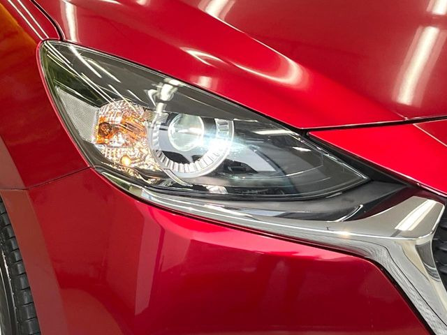 �yLED�w�b�h���C�g�z���V����ԑ��s�����ǍD�Ȏ��E���m�ۂ����S���ĉ^�]�ł��鍂�P�xLED�w�b�h���C�g�𑕔�!�_�����x�������A����d�͂��}�����Ă��܂��B