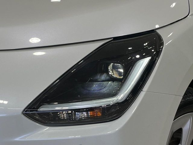 �yLED�w�b�h���C�g�z���V����ԑ��s�����ǍD�Ȏ��E���m�ۂ����S���ĉ^�]�ł��鍂�P�xLED�w�b�h���C�g�𑕔�!�_�����x�������A����d�͂��}�����Ă��܂��B