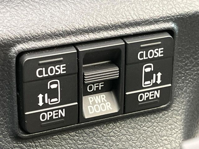 シエンタハイブリッド 1.5 G クエロ