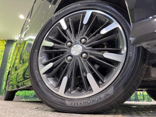 �y����15�C���`�A���~�z�C�[���z�O�ςɃ}�b�`���������A���~�z�C�[���𑕒����Ă���܂��B�e��ЊO�A���~�z�C�[����A�X�^�b�h���X�^�C�����戵�����Ă���܂��B���񂲑��k����������