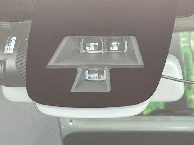 �y�X�Y�L �Z�[�t�e�B�T�|�[�g�z���s���ɑO���̎ԗ�����F�����A�Փ˂������Ȏ��͌x��ƃu���[�L�ŏՓˉ���Ɣ�Q�y�����A�V�X�g�B�����S�Ƀh���C�u�����y���݂��������܂��B