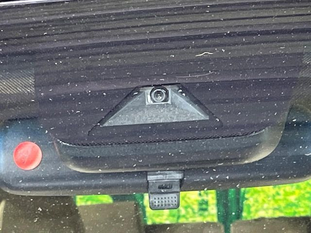 �y�g���^�Z�[�t�e�B�Z���X�z���s���ɑO���̎ԗ�����F�����A�Փ˂������Ȏ��͌x��ƃu���[�L�ŏՓˉ���Ɣ�Q�y�����A�V�X�g�B�����S�Ƀh���C�u�����y���݂��������܂��B