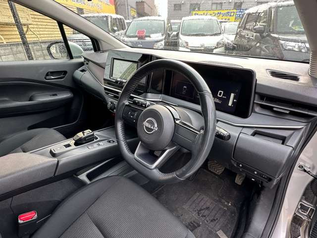 �i�r�������A�[���������y�E�f���������y���݂��������B