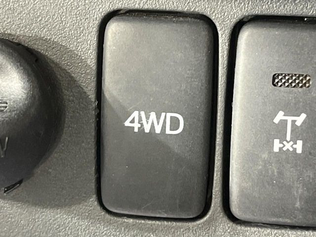 4WD�̂��Ԃł��̂ŁA�ᓹ�ł����S�ł���~��n�n��ɂ��Z�܂��̕��ȊO�ɂ��A�E�B���^�[�X�|�[�c����̕���~��n��֋A�Ȃ����@�������ɂ���������!