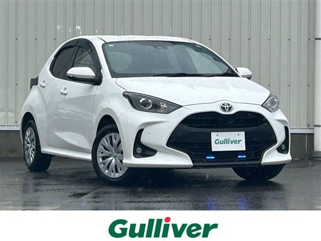 ヤリス1.5 ハイブリッド X E-Four 4WD