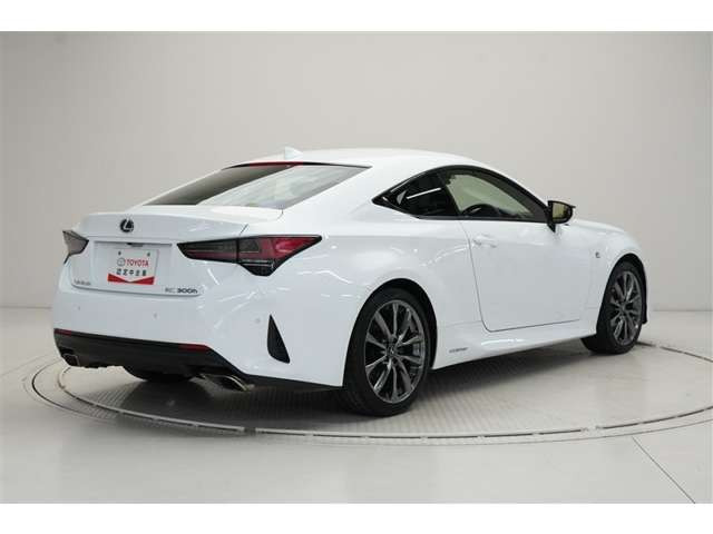 RC300h Fスポーツ