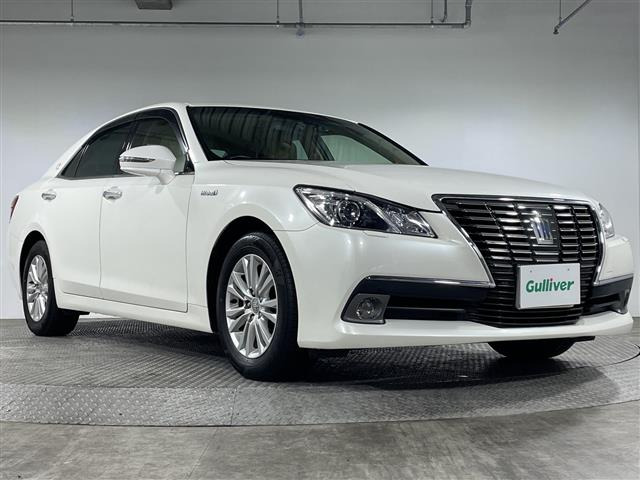 クラウンハイブリッド 2.5 ロイヤルサルーンG