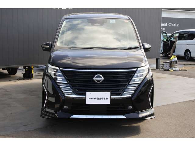 セレナ1.4 e-POWER ハイウェイスターV