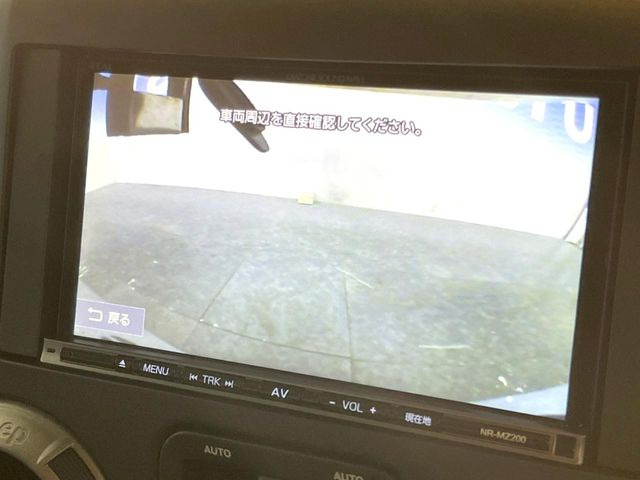 ●バックカメラ:便利な【バックカメラ】で安全確認もできます。駐車が苦手な方にもオススメな便利機能です。