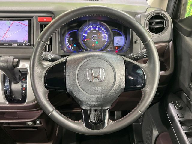 �y�����v�����X�e�A�����O�z�㎿�Ȋv���g�p���邱�ƂŁA��ɂ����������݂ƂĂ��^�]���₷���n���h���ł���