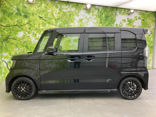 N-BOXカスタムL ターボ スタイルプラス ブラック