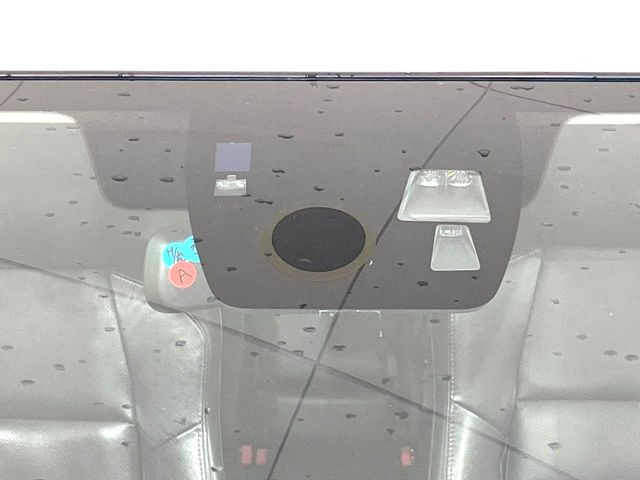 �y�X�}�[�g�V�e�B�u���[�L�T�|�[�g�z�ᑬ���s���ɑO���̎ԗ�����F�����A�Փ˂������Ȏ��͌x��ƃu���[�L�ŏՓˉ���Ɣ�Q�y�����A�V�X�g�B�����S�Ƀh���C�u�����y���݂��������܂��B