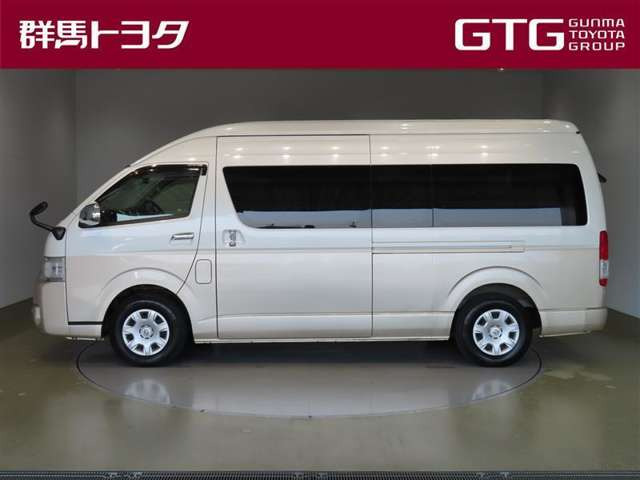 ハイエース2.7 グランドキャビン