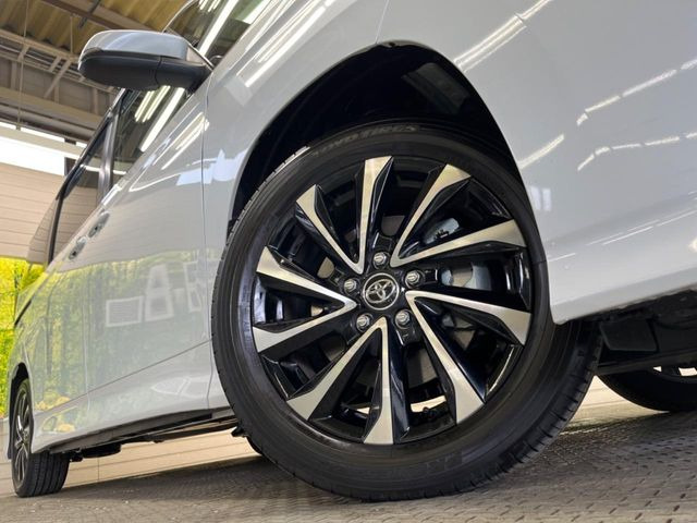 �y����17�C���`�A���~�z�C�[���z�O�ςɃ}�b�`���������A���~�z�C�[���𑕒����Ă���܂��B�e��ЊO�A���~�z�C�[����A�X�^�b�h���X�^�C�����戵�����Ă���܂��B���񂲑��k����������