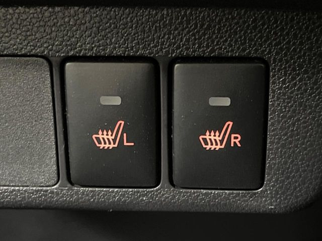 �y�V�[�g�q�[�^�[�z�������ɏd�󂷂�V�[�g�q�[�^�[!�G�A�R����葁�����܂��Ă����̂Ŋ�����̐l�����S�ł��ˁ�G�A�R���̉����͊������邩����A�Ƃ������ɂ����������߂ł��B