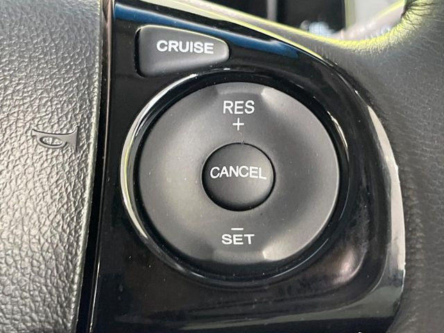 �y�N���[�Y�R���g���[���z�������H�����N���N���s�B�A�N�Z���𗣂��Ă���葬�x�ő��s���ł��A�������^�]���̕��S���y��!�����E�������ȒP�ȃX�C�b�`����Œ����ł��܂��B