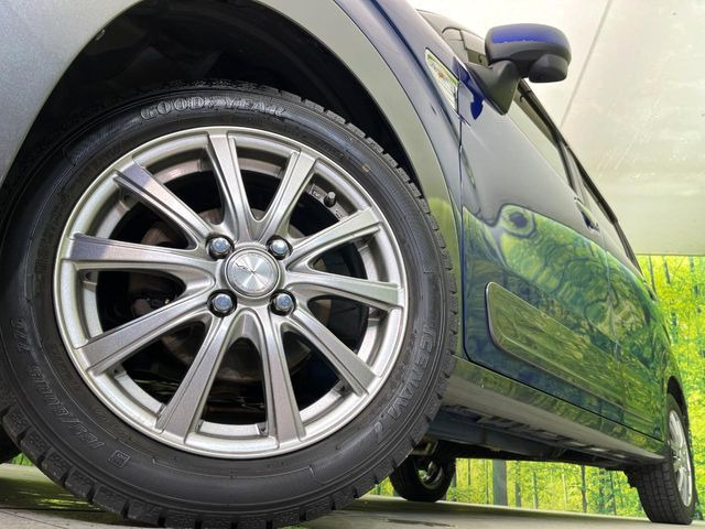 �y15�C���`�A���~�z�C�[���z�O�ςɃ}�b�`�����A���~�z�C�[���𑕒����Ă���܂��B�e��A���~�z�C�[����A�X�^�b�h���X�^�C�����戵�����Ă���܂��B���񂲑��k����������