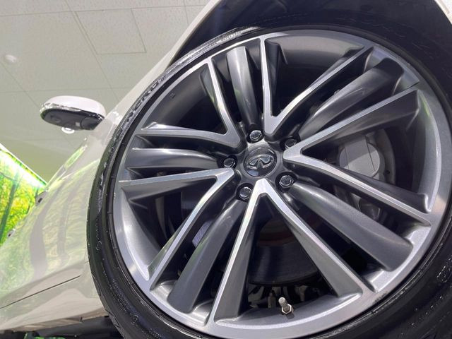 �y����19�C���`�A���~�z�C�[���z�O�ςɃ}�b�`���������A���~�z�C�[���𑕒����Ă���܂��B�e��ЊO�A���~�z�C�[����A�X�^�b�h���X�^�C�����戵�����Ă���܂��B���񂲑��k����������