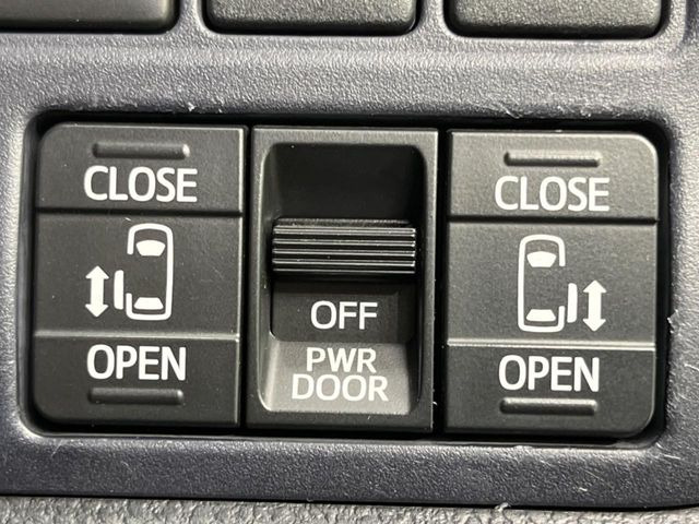 ヴォクシー2.0 ZS 煌