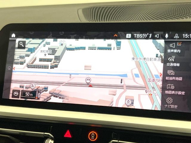 �������i�r:��̊��̂���i�r�́A����������ԓ������o���Ă���܂��B�I�[�f�B�I�@�\���[�����Ă���܂��̂ŁA�^�]�����y���߂܂���