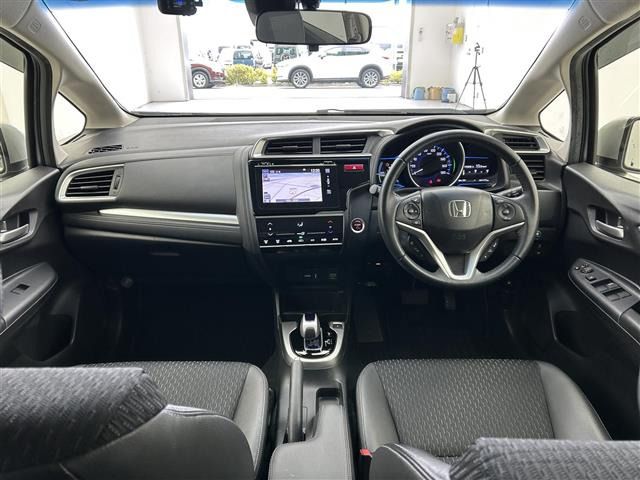 フィット1.5 ハイブリッド Lパッケージ