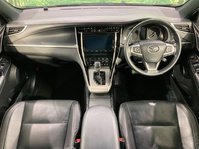 ハリアー2.0 プレミアム メタル アンド レザーパッケージ