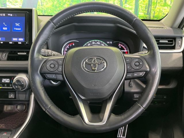 �y�����v�����X�e�A�����O�z�㎿�Ȋv���g�p���邱�ƂŁA��ɂ����������݂ƂĂ��^�]���₷���n���h���ł���