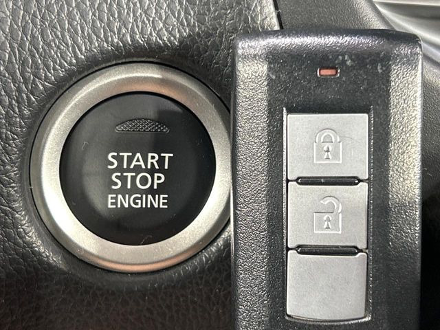 �y�I�y���[�V�����L�[�z�J�o����|�P�b�g�ɓ��ꂽ�܂܂ł��h�A�̎{���E�������\�ȃX�}�[�g�L�[�𑕔��B�G���W���̃I���E�I�t�����J�M�����o���K�v����������Ƃ��Ă��֗��ł���