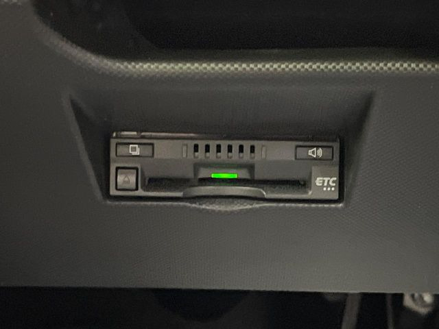 【ETC】高速道路の料金所をストレスなく通過!話題のスポットやサービスエリアに多い「スマートIC」利用時は必須のアイテムです。当店でセットアップを実施、ご納車当日からすぐにご利用いただけます!