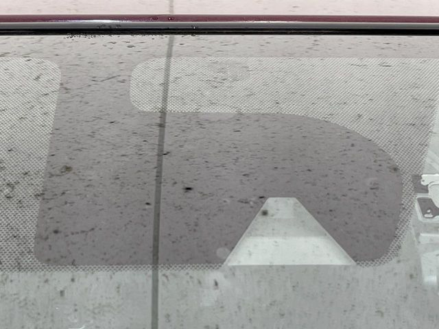 �y�G�}�[�W�F���V�[�u���[�L�z���s���ɑO���̎ԗ�����F�����A�Փ˂������Ȏ��͌x��ƃu���[�L�ŏՓˉ���Ɣ�Q�y�����A�V�X�g�B�����S�Ƀh���C�u�����y���݂��������܂��B