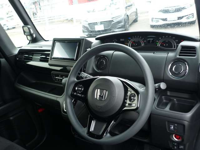 N-BOXカスタムL 4WD