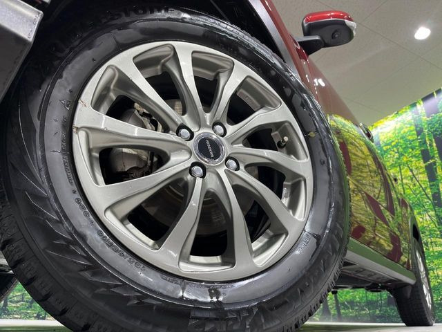 �y16�C���`�A���~�z�C�[���z�O�ςɃ}�b�`�����A���~�z�C�[���𑕒����Ă���܂��B�e��A���~�z�C�[����A�X�^�b�h���X�^�C�����戵�����Ă���܂��B���񂲑��k����������