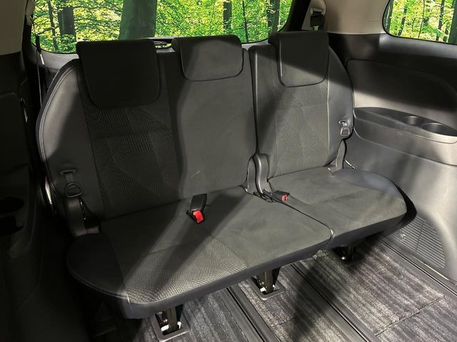 3��ڃV�[�g�͂�������ԗǍD����l�ł��������ƍ����Ē����܂��̂ŁA��l���ł̂��o���������N���N�ł��􂲉Ƒ��ŁA�C�̒m�ꂽ���ԂŁA�h���C�u�ɍs���̂��y���݂ł��ˁ�