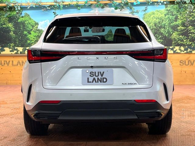 安心の最長10年・走行無制限保証(有償)をご用意。保証内容も充実はもちろん、無料点検&オイル交換や、年中無休の全国・24時間ロードサービスも付帯されておりますのでご安心下さい。