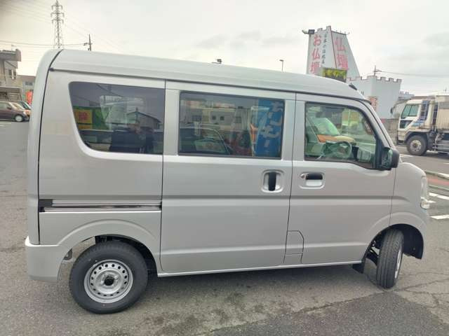 全車整備、保証付きにて納車いたします!自信のあるお車しか置いていません!